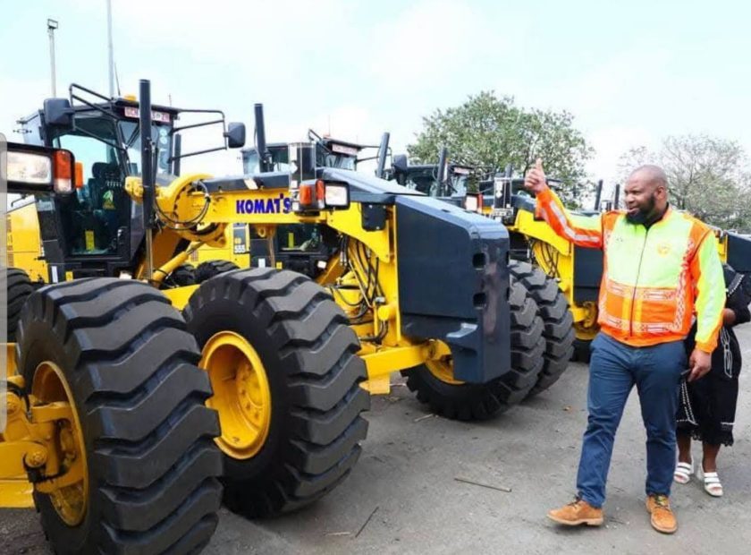 Graders-002